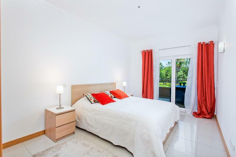 Apartamento Em Quinta Da Barracuda Albufeira Bagian luar foto
