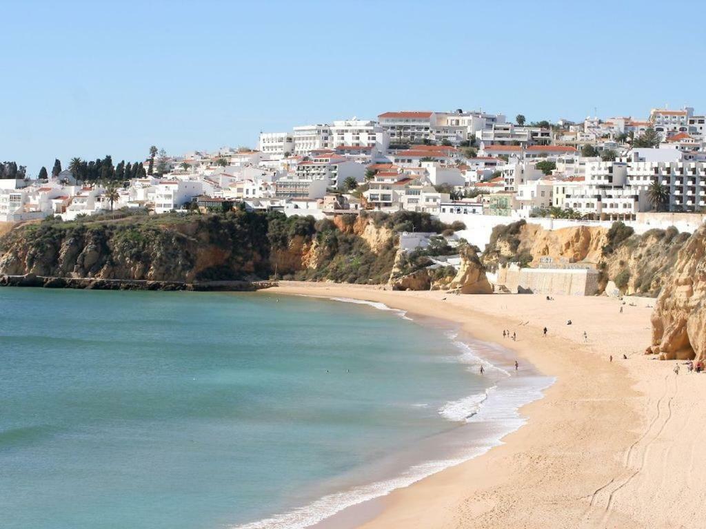 Apartamento Em Quinta Da Barracuda Albufeira Bagian luar foto