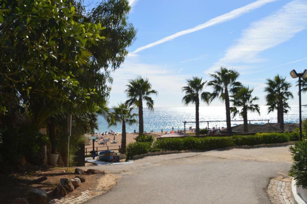 Apartamento Em Quinta Da Barracuda Albufeira Bagian luar foto